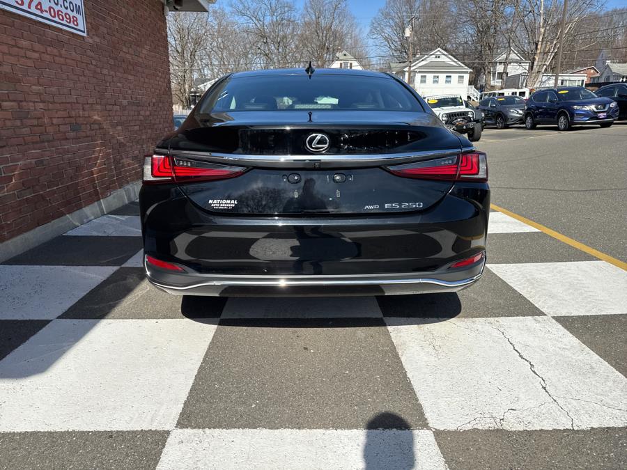 2021 Lexus ES ES photo