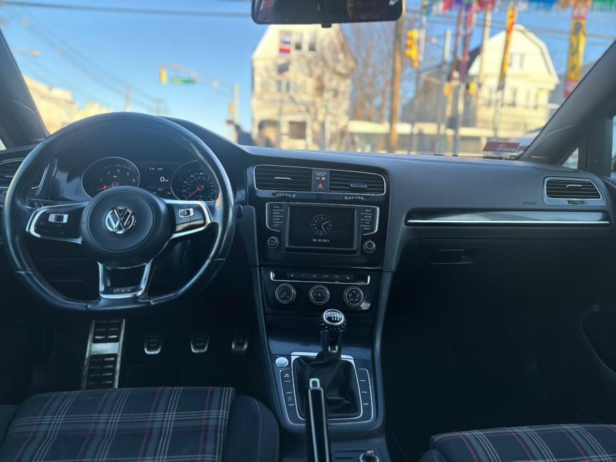 2017 Volkswagen Golf Gti 2.0T 4-Door S Manual photo