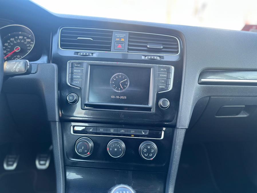 2017 Volkswagen Golf Gti 2.0T 4-Door S Manual photo