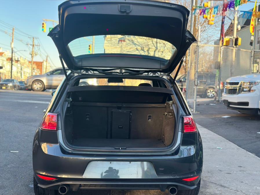 2017 Volkswagen Golf Gti 2.0T 4-Door S Manual photo