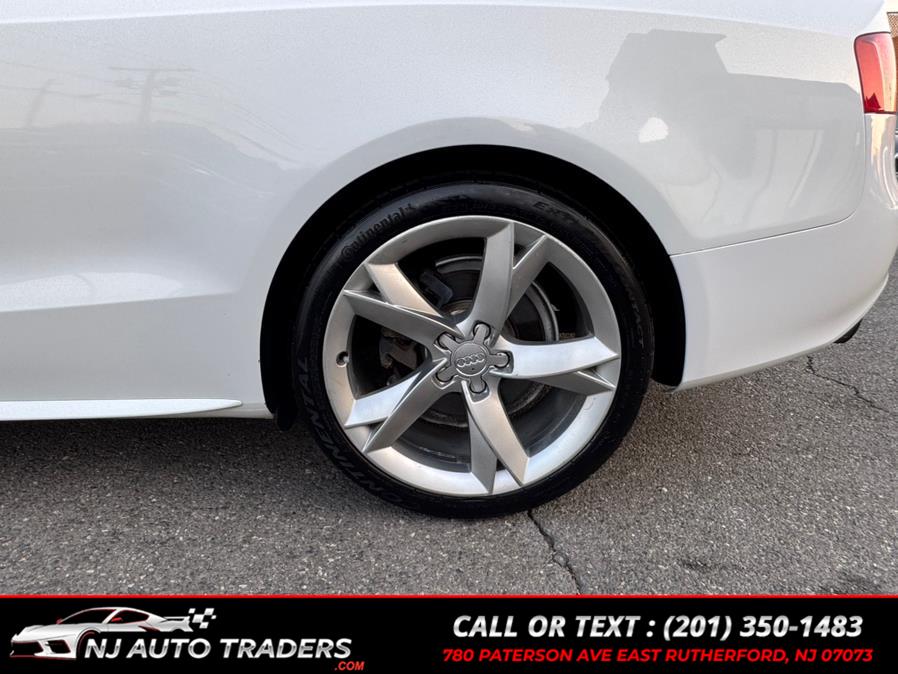 2010 Audi A5 2.0T quattro Prestige photo