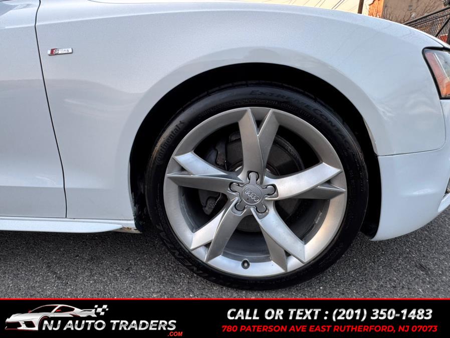 2010 Audi A5 2.0T quattro Prestige photo