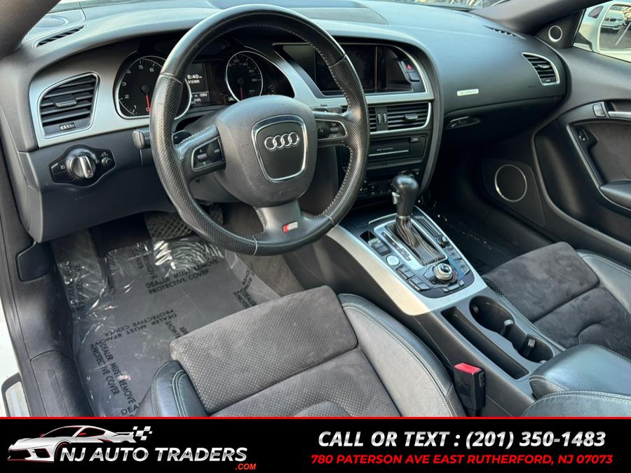 2010 Audi A5 2.0T quattro Prestige photo