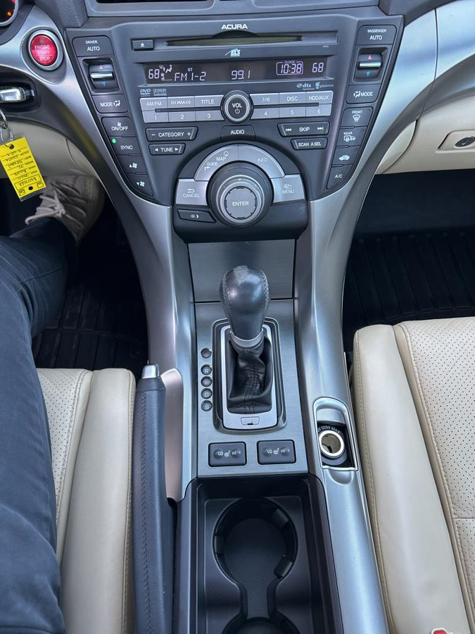 2010 Acura TL w/ Technology Package photo