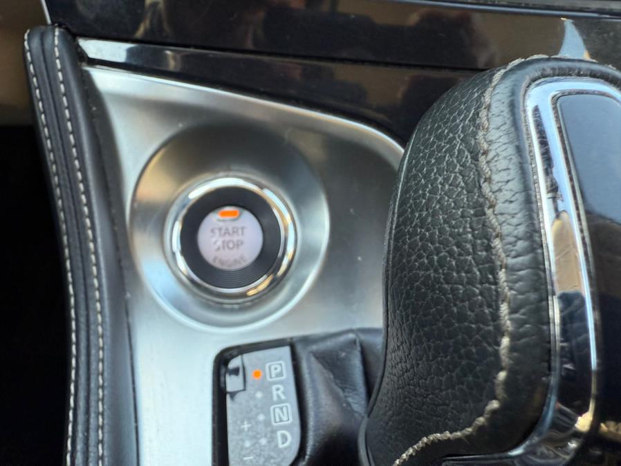 2021 Nissan Maxima SV 3.5L photo