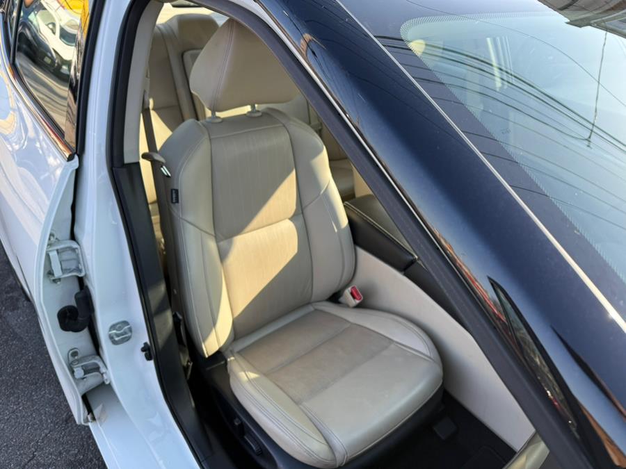 2021 Nissan Maxima SV 3.5L photo