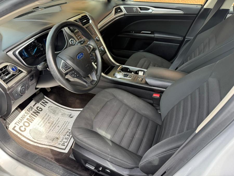 2017 Ford Fusion Hybrid SE FWD photo
