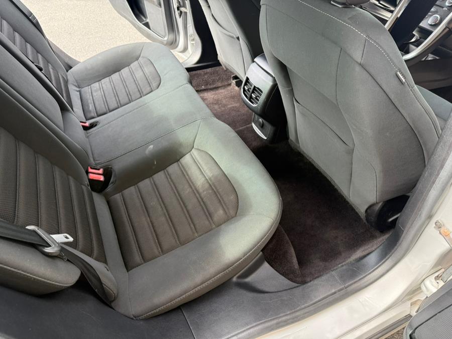 2017 Ford Fusion Hybrid SE FWD photo
