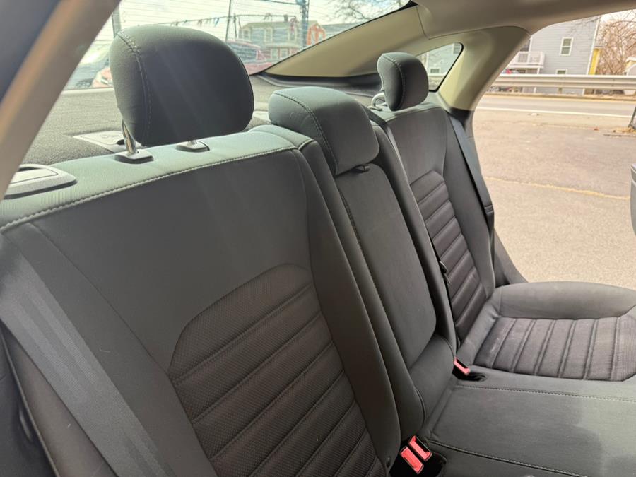2017 Ford Fusion Hybrid SE FWD photo