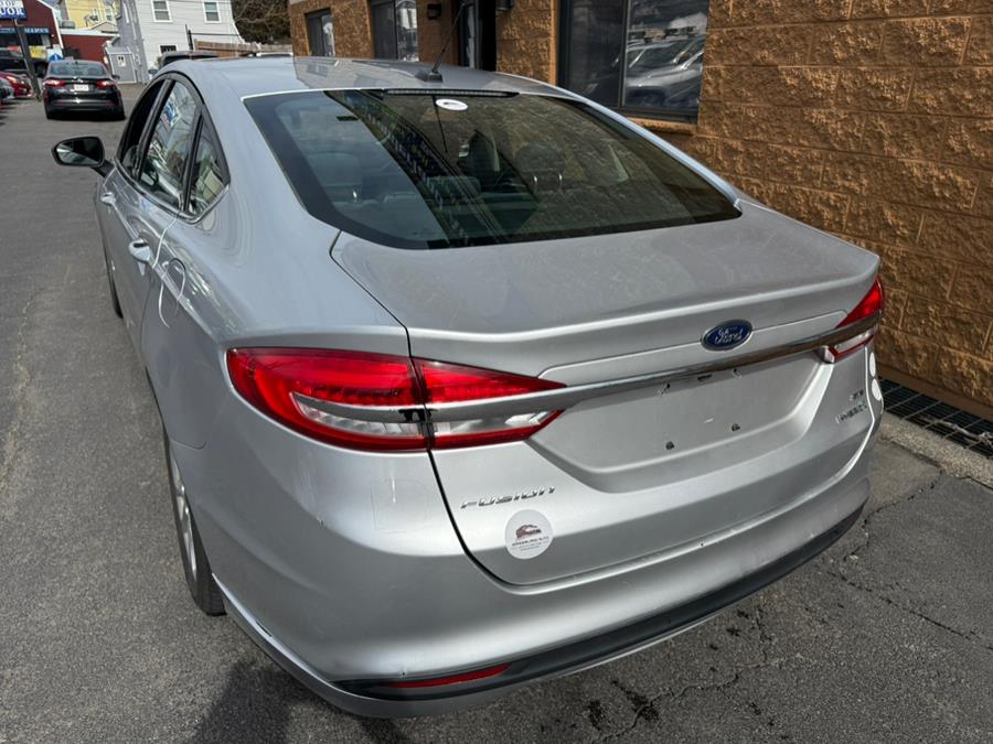 2017 Ford Fusion Hybrid SE FWD photo