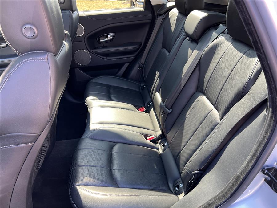2016 Land Rover Range Rover Evoque 5dr HB SE Premium photo