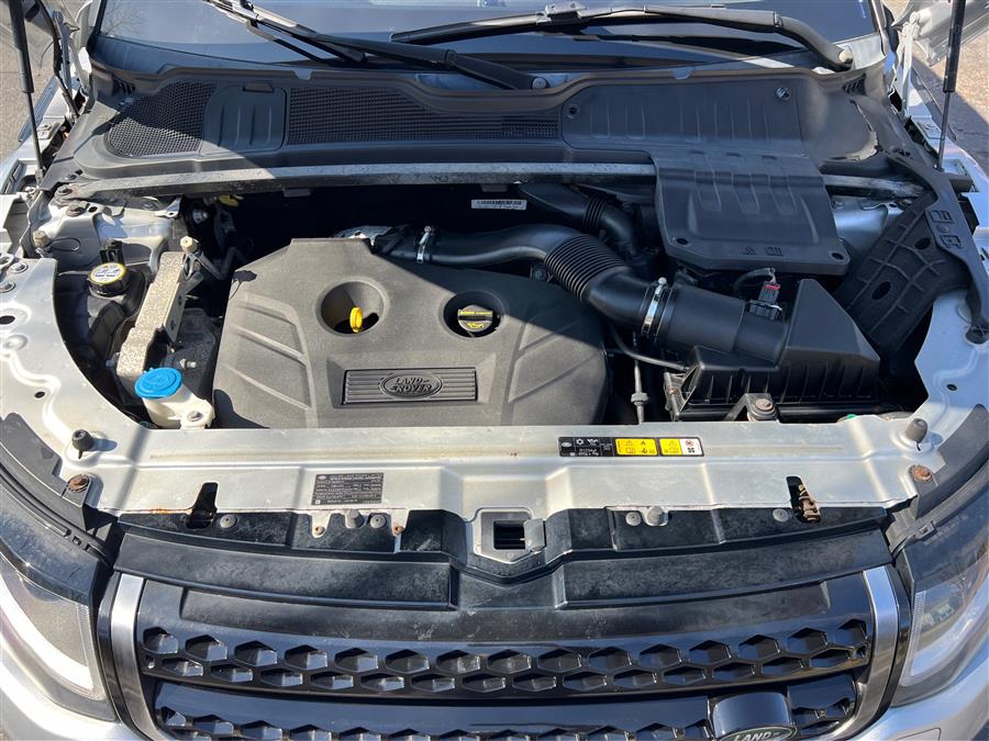 2016 Land Rover Range Rover Evoque 5dr HB SE Premium photo