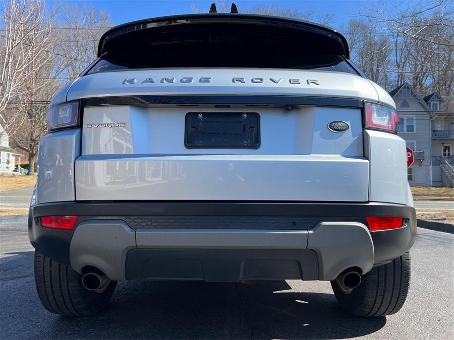 2016 Land Rover Range Rover Evoque 5dr HB SE Premium photo