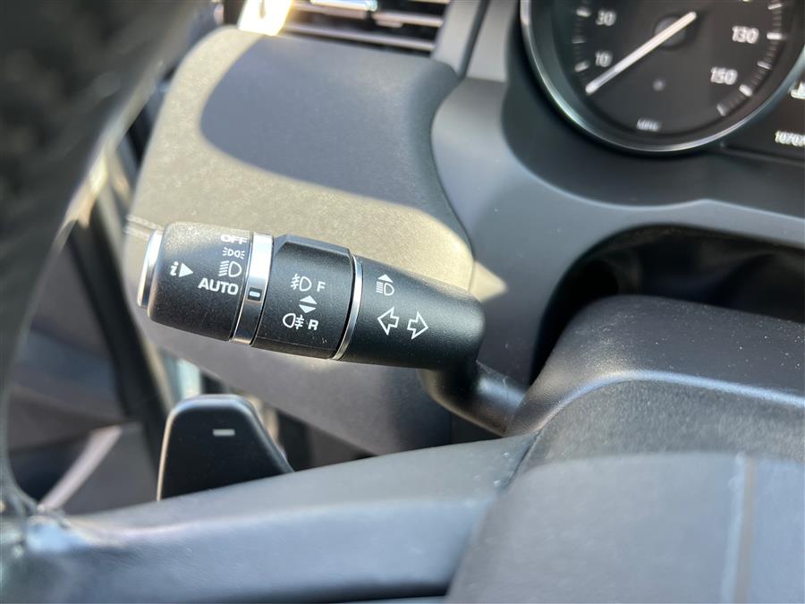 2016 Land Rover Range Rover Evoque 5dr HB SE Premium photo