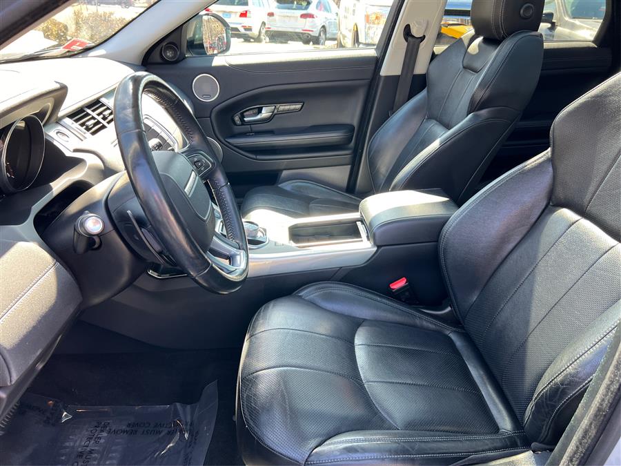 2016 Land Rover Range Rover Evoque 5dr HB SE Premium photo