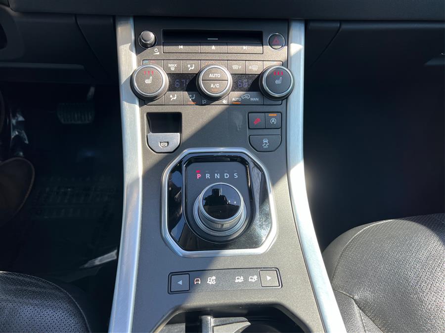 2016 Land Rover Range Rover Evoque 5dr HB SE Premium photo