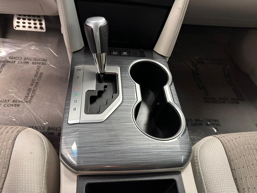 2012 Toyota Camry Hybrid LE photo