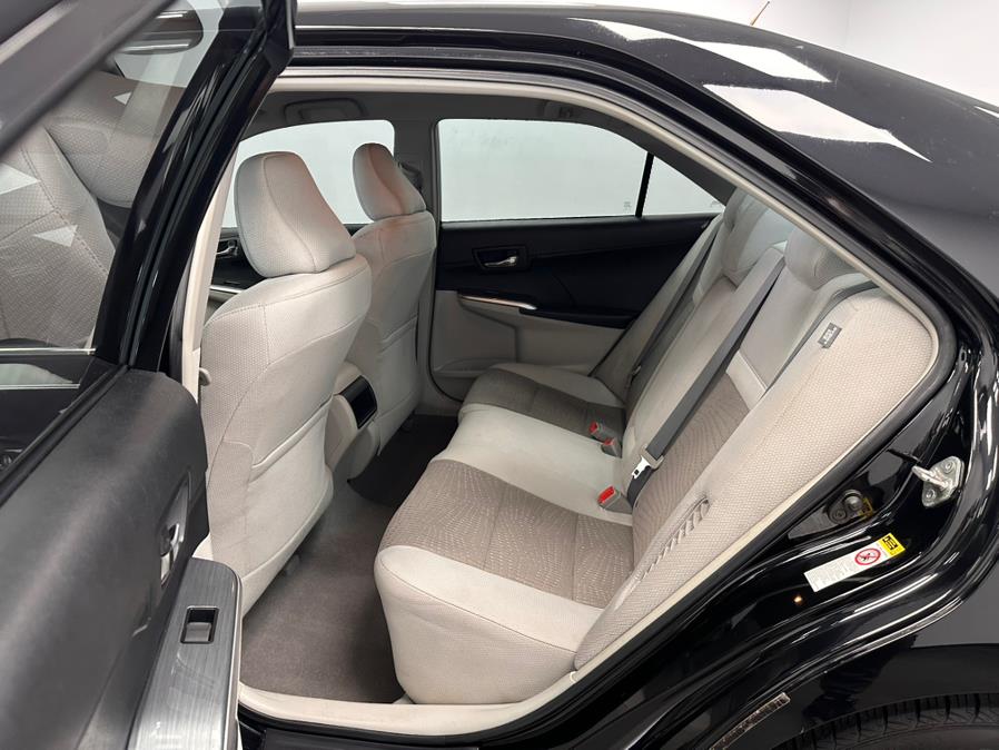 2012 Toyota Camry Hybrid LE photo