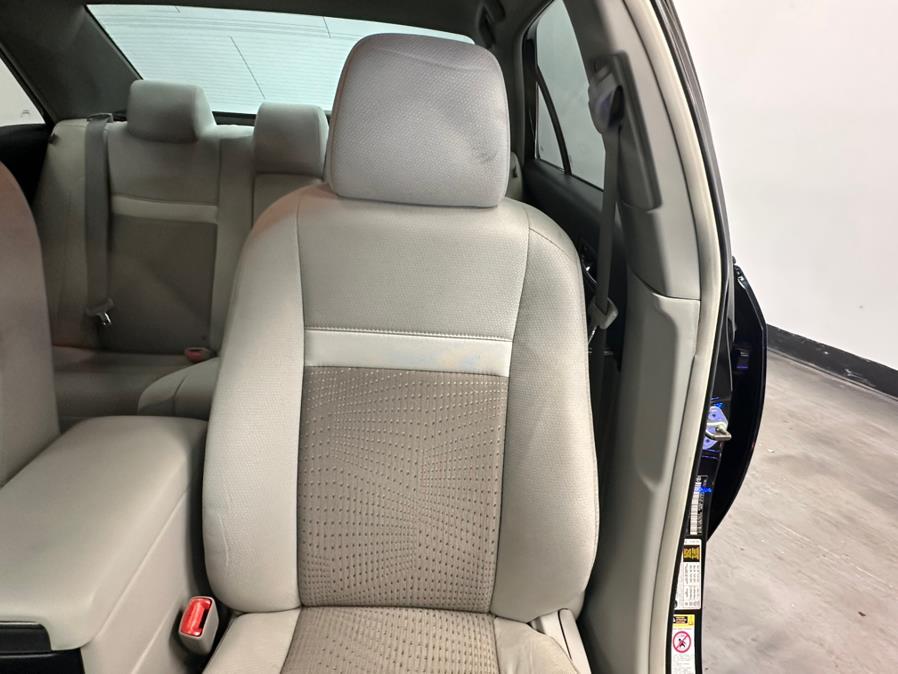 2012 Toyota Camry Hybrid LE photo