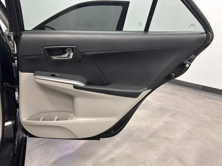 2012 Toyota Camry Hybrid LE photo