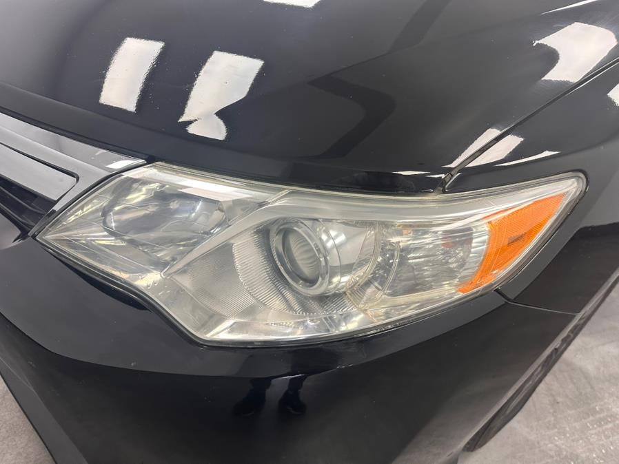 2012 Toyota Camry Hybrid LE photo