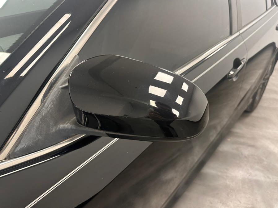 2012 Toyota Camry Hybrid LE photo