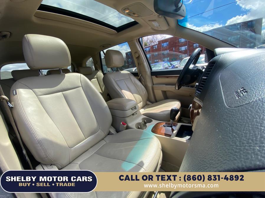 2009 Hyundai Santa Fe SE photo