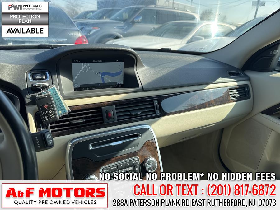 2015 Volvo XC70 2015.5 AWD 4dr Wgn T6 photo