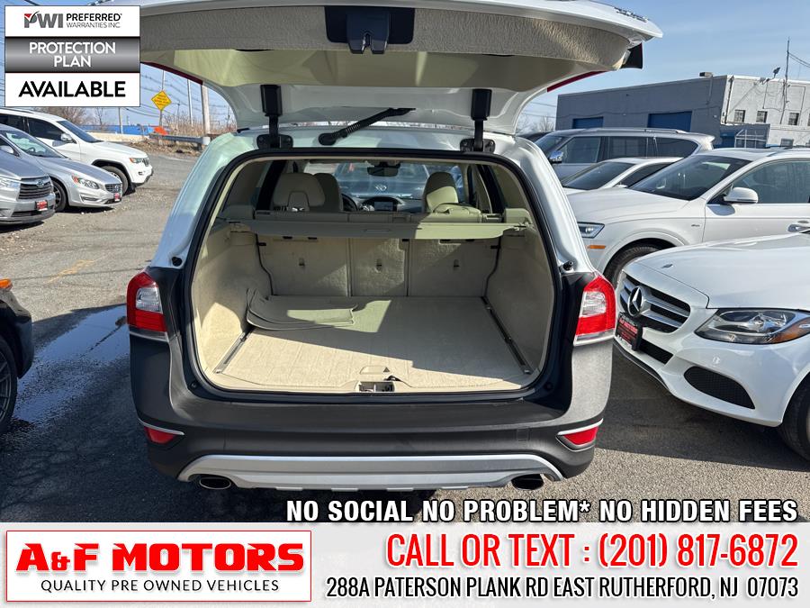 2015 Volvo XC70 2015.5 AWD 4dr Wgn T6 photo
