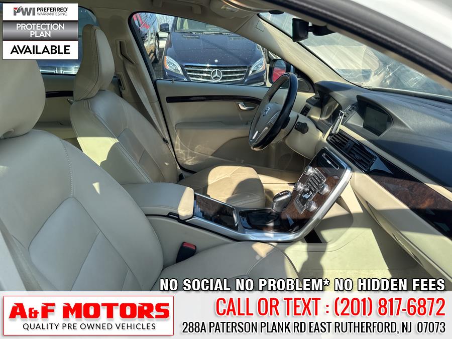 2015 Volvo XC70 2015.5 AWD 4dr Wgn T6 photo