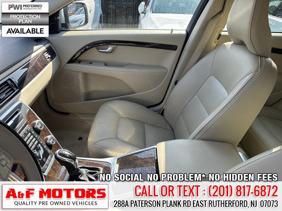 2015 Volvo XC70 2015.5 AWD 4dr Wgn T6 photo