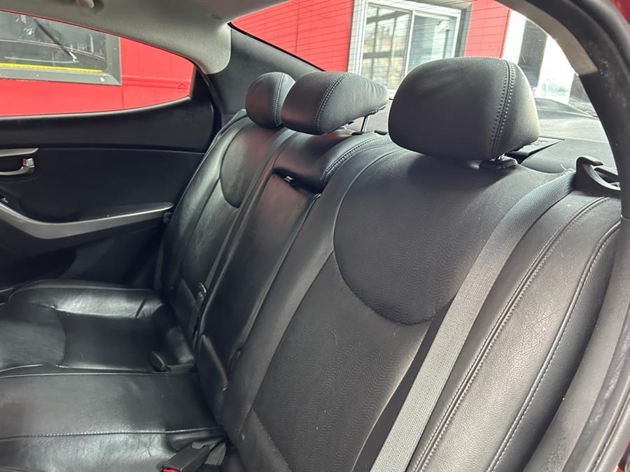 2013 Hyundai Elantra GLS photo