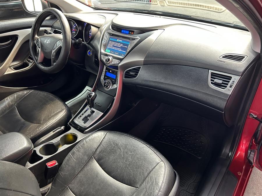 2013 Hyundai Elantra GLS photo