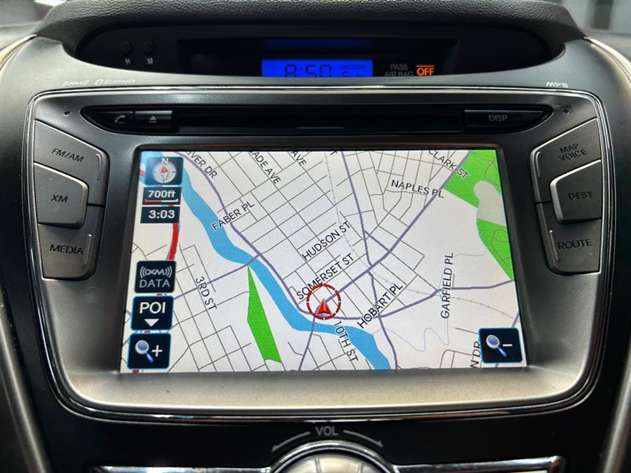 2013 Hyundai Elantra GLS photo