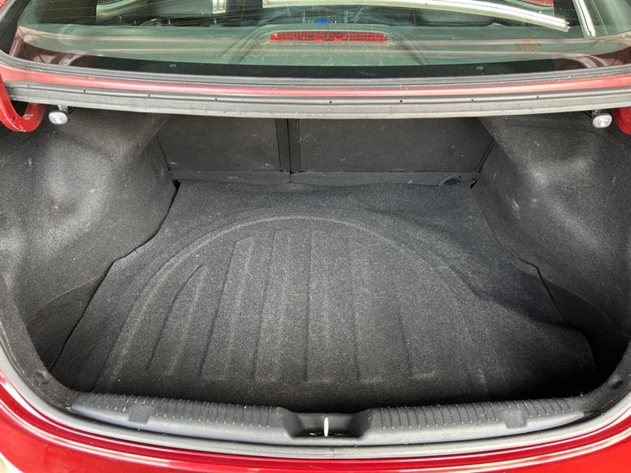 2013 Hyundai Elantra GLS photo