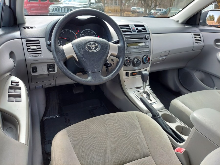2011 Toyota Corolla photo