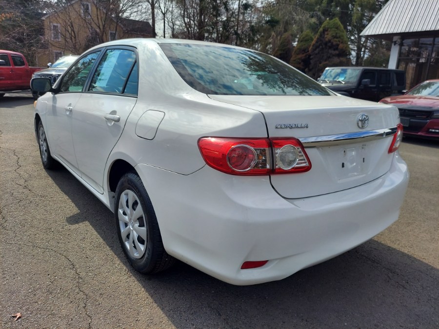 2011 Toyota Corolla photo