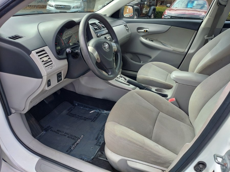 2011 Toyota Corolla photo