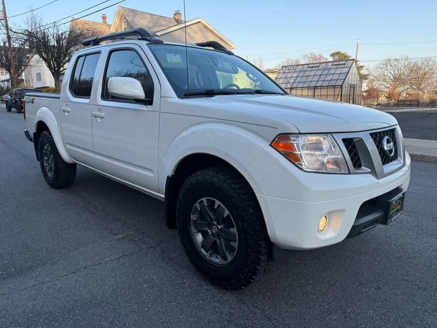 2015 Nissan Frontier 4WD Crew Cab PRO-4X photo