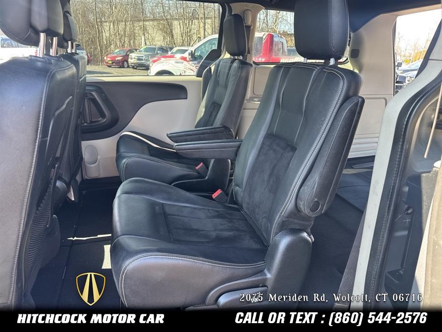 2017 Dodge Grand Caravan SXT photo