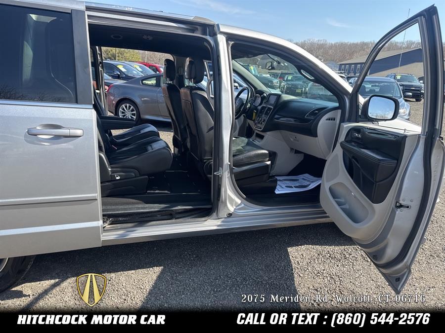 2017 Dodge Grand Caravan SXT photo