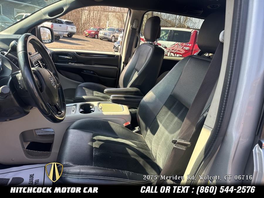 2017 Dodge Grand Caravan SXT photo