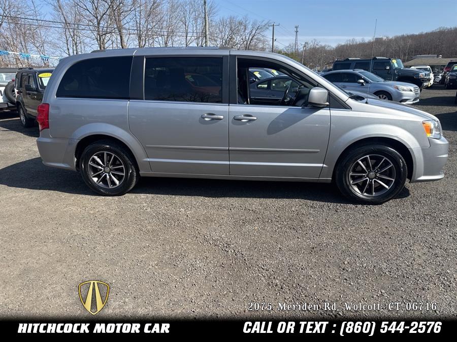 2017 Dodge Grand Caravan SXT photo