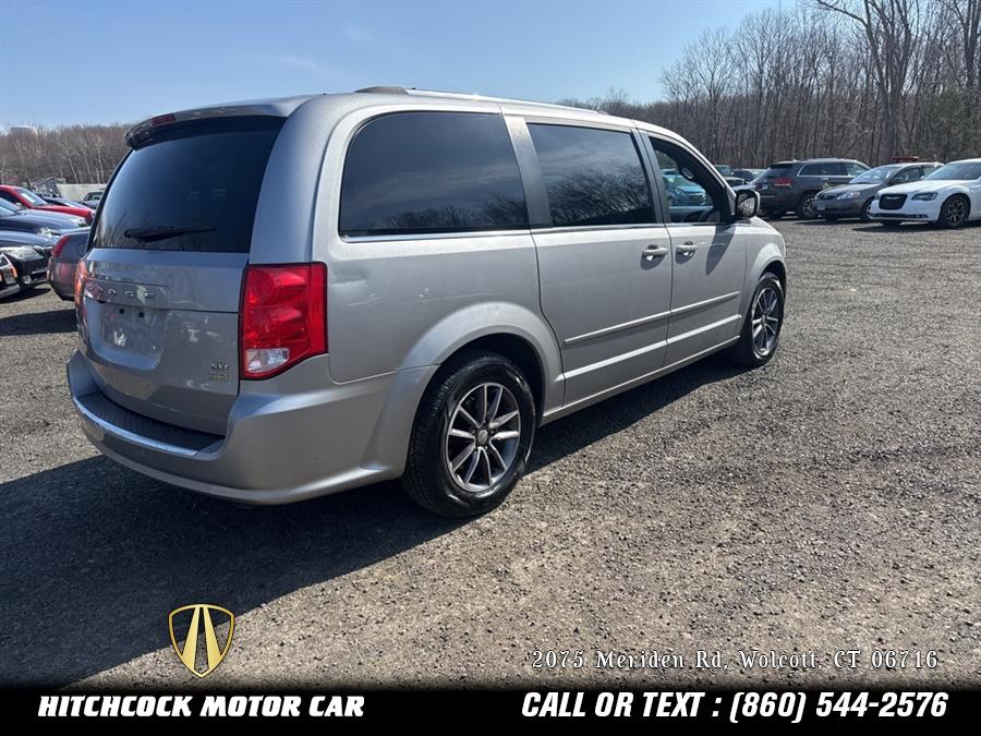 2017 Dodge Grand Caravan SXT photo