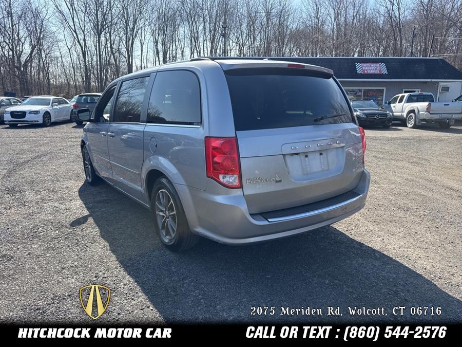 2017 Dodge Grand Caravan SXT photo