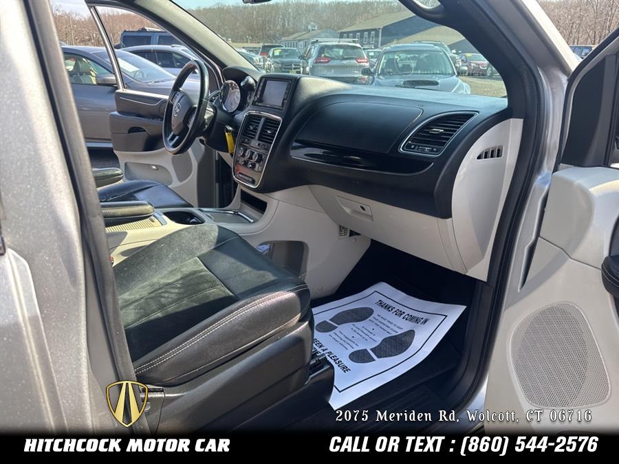 2017 Dodge Grand Caravan SXT photo