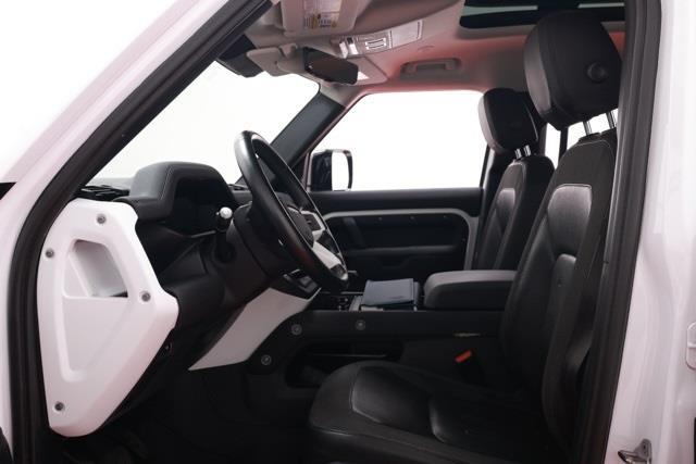 2020 Land Rover Defender 110 S photo