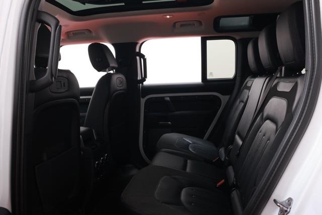 2020 Land Rover Defender 110 S photo