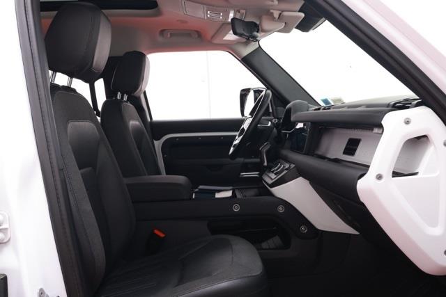 2020 Land Rover Defender 110 S photo