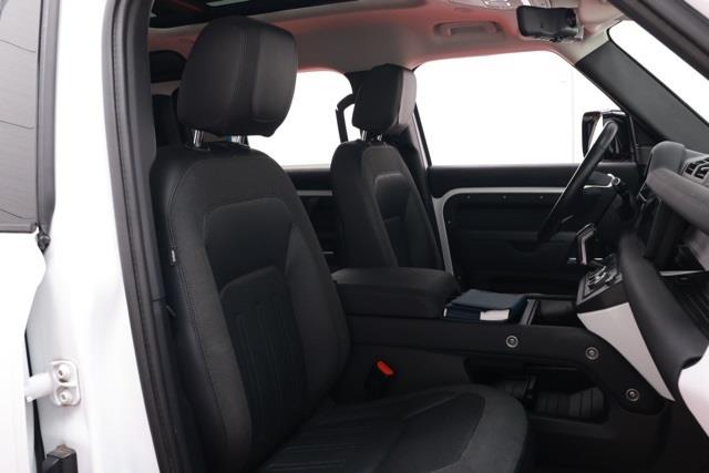 2020 Land Rover Defender 110 S photo